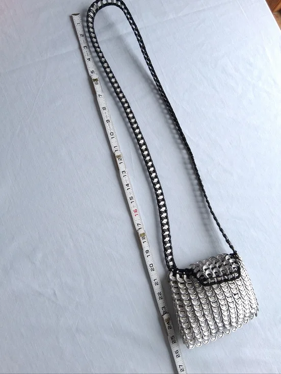 Handmade Pop-Tab Bag Silver Upcycled Soda Can Tabs Small - Picture 6 of 9